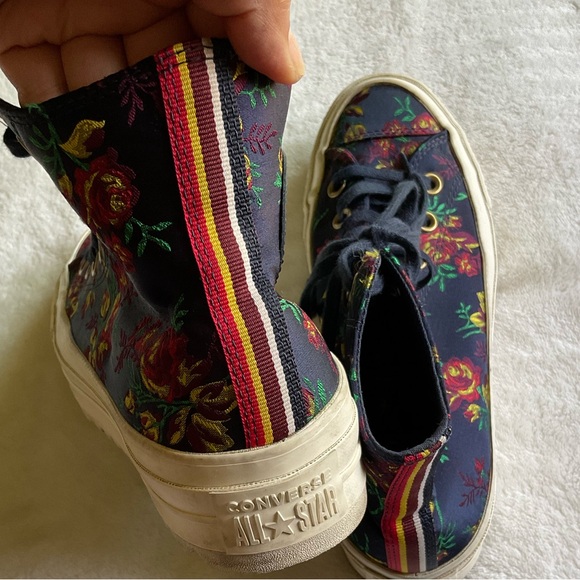 Converse Platform CTAS Lift Ripple Obsidian Navy Floral Sneakers.Size 7 - Picture 6 of 13